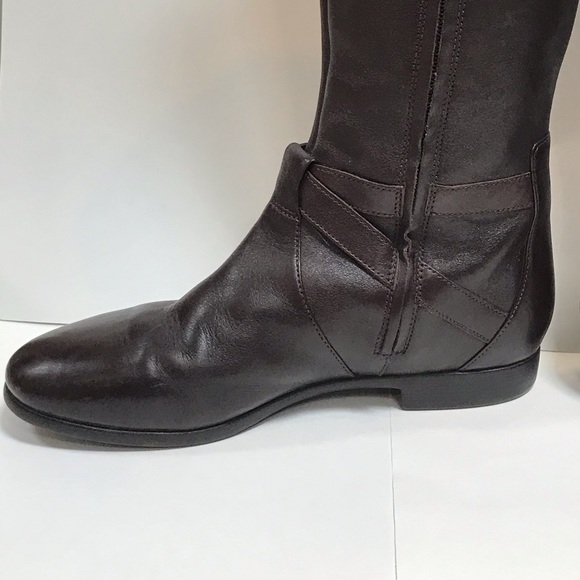 UGG Leather Boots - Picture 5 of 16